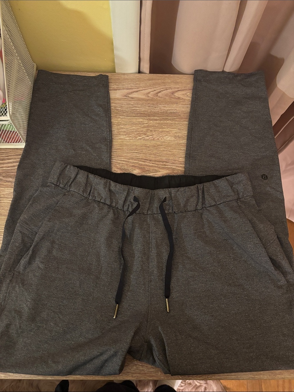 Lululemon Like New Gray Drawstring Work Pants Size 8